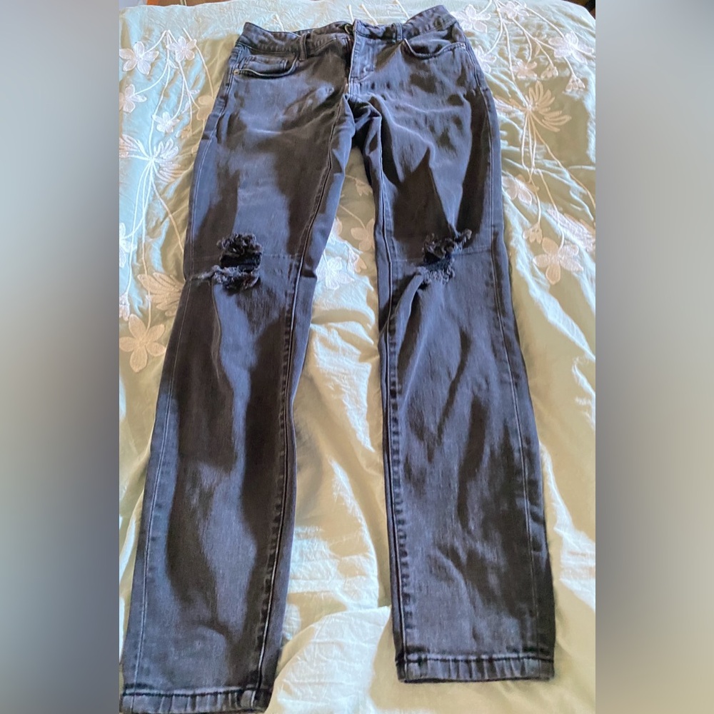 low rise black ripped jeans size small